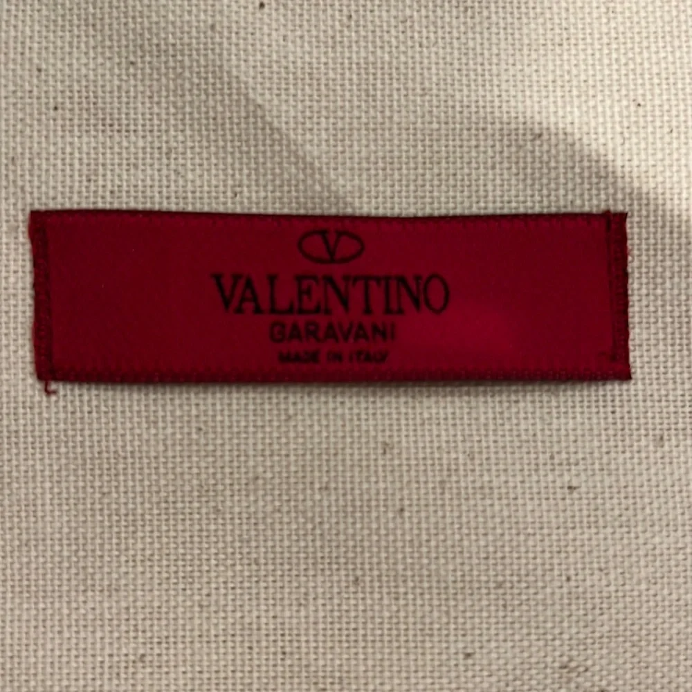 Valentino dust/garment bag.